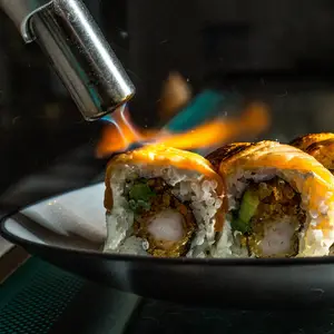 Restaurante Urban Sushi Wok Ramen Insurgentes 6