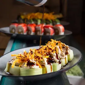 Restaurante Urban Sushi Wok Ramen Forum 7