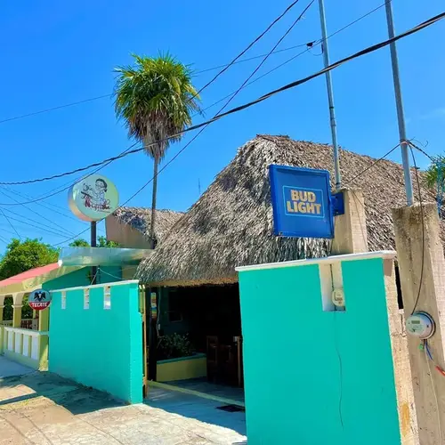 La Negrita Restaurante El Cuyo - foto 1