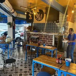 Restaurante María Sirena Industrial 3