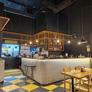 Restaurante Posho Chicken House Arequipa  1