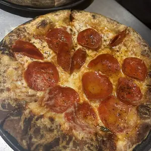 Coppola Pizza Vinyl Bar Insurgentes  3