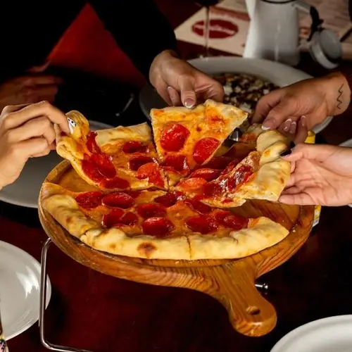 Margherita Pizza Y Vino Sucursal Granja - foto 4