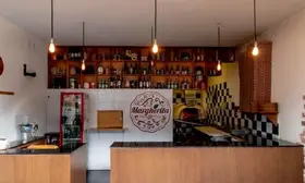 Margherita Pizza Y Vino Sucursal Aviación