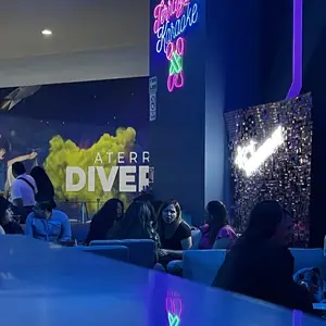 Terraza Karaoke Sentura 7