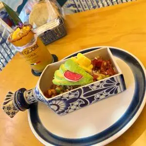 Restaurante La Cura Mariscos Cabo San Lucas 8