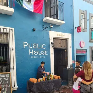 Public House Social Club Querétaro 1