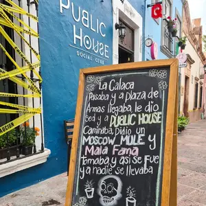 Public House Social Club Querétaro 7