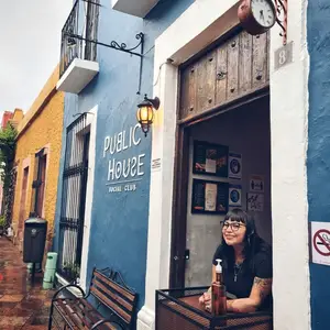 Public House Social Club Querétaro 9