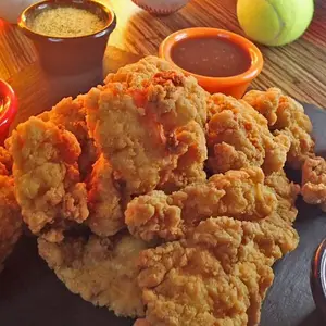 The Back Yard Sports Bar Coapa 8