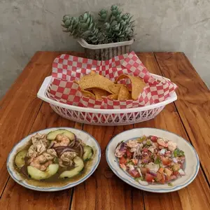 Restaurante Los Mamalones Caucel 8