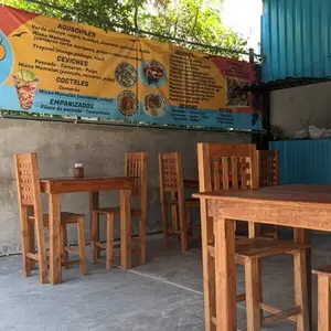 Restaurante Los Mamalones Caucel 1