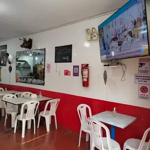 Restaurante y Cevicheria D Brau Piura 6