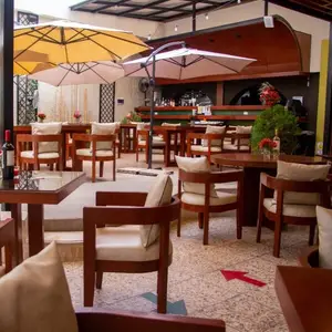Restaurant Big Ben California Trujillo 3