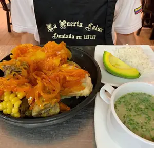 Restaurante La Puerta Falsa Zipaquirá 6