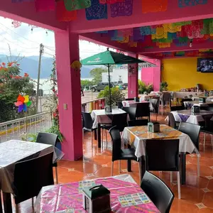 Restaurante Colibrí Valle de Bravo 6
