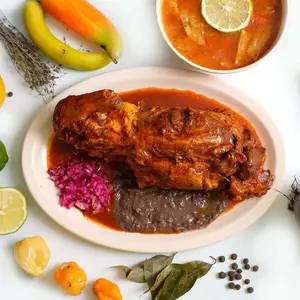 Restaurante El Yuka Juárez 8