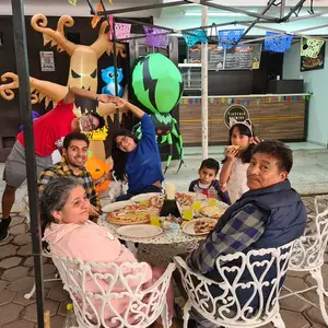 Restaurante Tlaxcala Brewing Pizzas 4