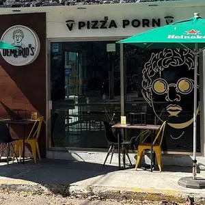 Demetrio's Pizza Porn Américas 1