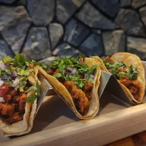 Restaurante Cove Snacks Cuanalan 2