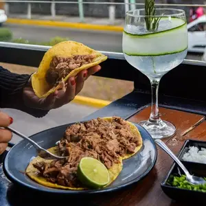 Diecinueve Diez Gastro Cantina Revolución 8
