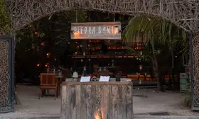 PIEDRASANTA Holbox