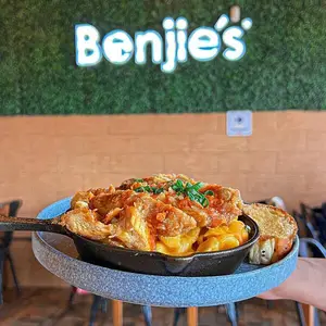 Restaurante Benjie's Revolución  6