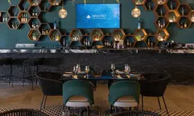 Restaurante Aristeo Cancún Cantina Moderna