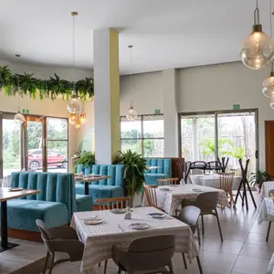 Restaurante  Huevo Brunch & More Cancún 5