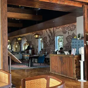 Restaurante Zibu Allende 5