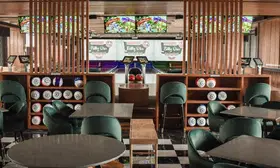 Billy Gin Bowling Alley Cancún