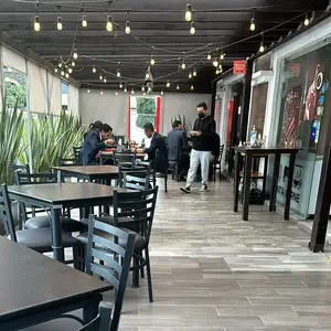 La Taquería By Santa Carne Pachuca 9