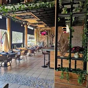 Restaurante HUMOSANTO Juriquilla 3
