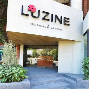 Restaurante Luzine Bosques 1