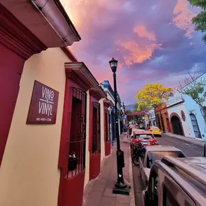 Restaurante Vino&Vinyl  Oaxaca  9