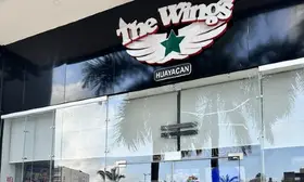 Restaurant The Wings Huayacan