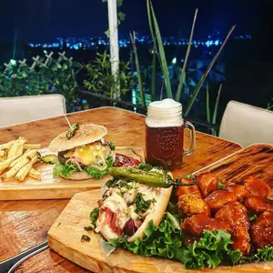 Lorenza Terraza Cuernavaca 2