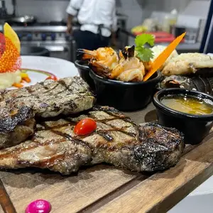 Restaurant La Galería Los Cabos 9