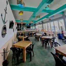 Los Plebes Marisquería Torreón - foto 3