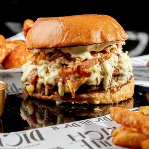 Richie Rich Wagyu Burgers San Pedro 9