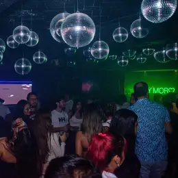 Levels Night Club Cancún - foto 3