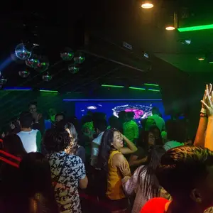 Levels Night Club Cancún 8