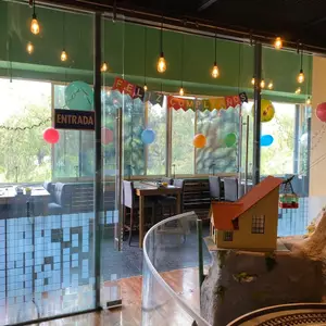 Restaurante Train Bistro Altavista  9