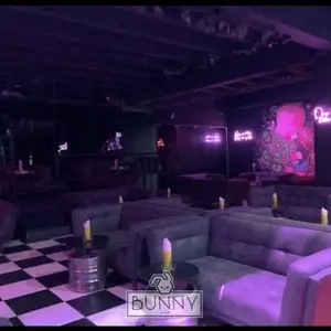 Bunny Club Satélite 6