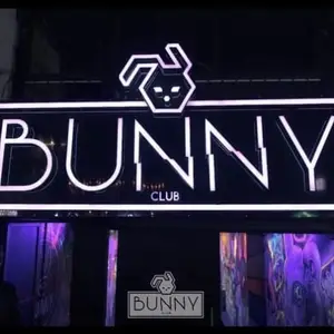 Bunny Club Satélite 2