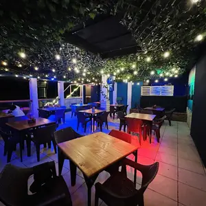 Terraza Botanera Satelite 1
