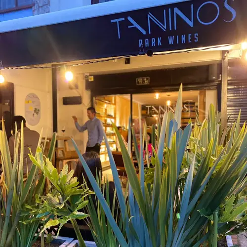 Taninos Park Wines Bogotá - foto 1