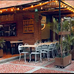 Restaurant La Sombrita Medellín 1