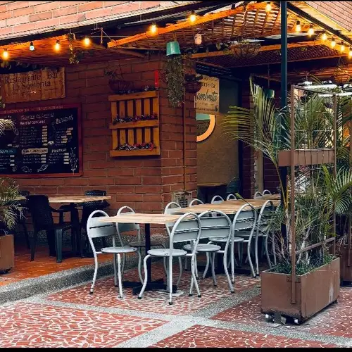 Restaurant La Sombrita Medellín - foto 1