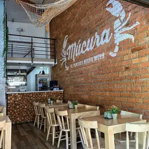 Múcura Restaurant la 70 7